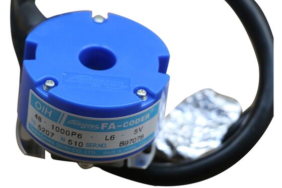 Encoder obracający PFB-P6-1000-G05L / Tamagawa TS5207N510 1000PPR 5V Włókno puste dla Somet Thema Rapier Loom